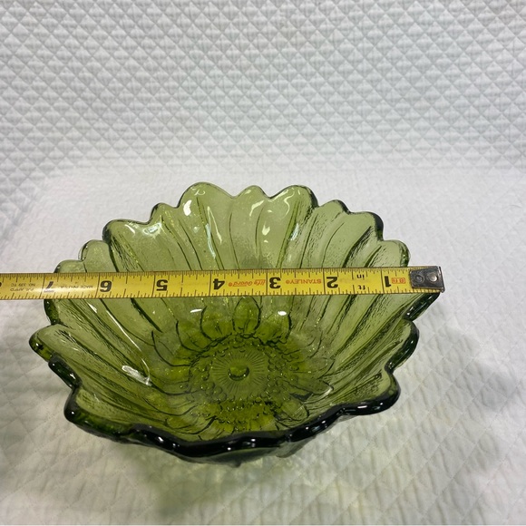 Green Sunflower Dish - Picture 2 of 5